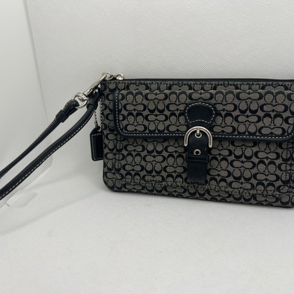 Coach Soho Black Mini Signature Clutch Wristlet Skinny Front Buckle - Picture 7 of 16